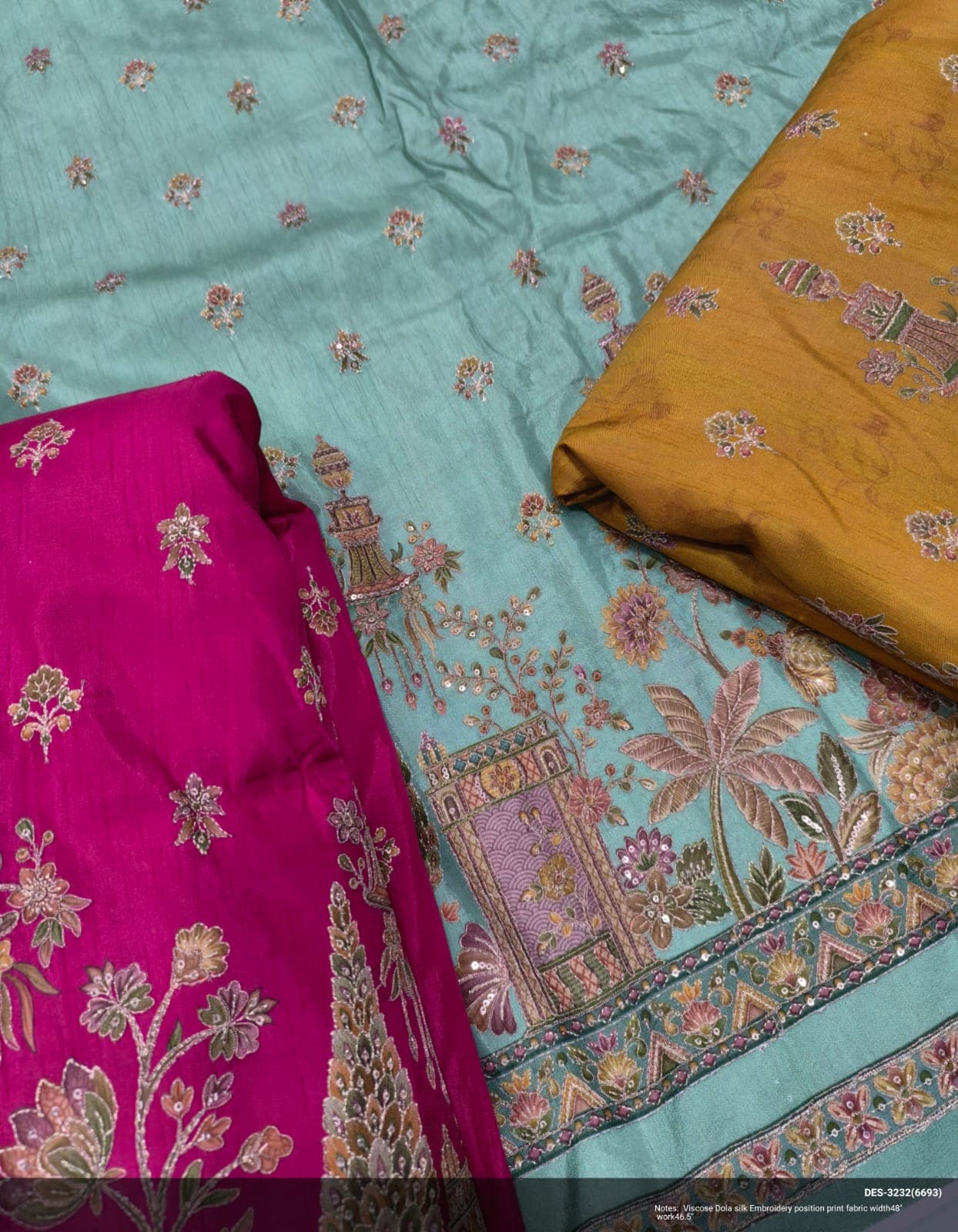 Dola silk embroidery print DES-3232 — view 1